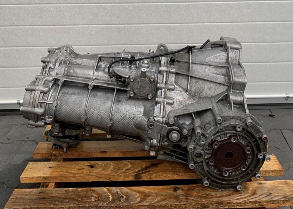 Cutie de viteze manuala Audi a4 B8 cod LLM