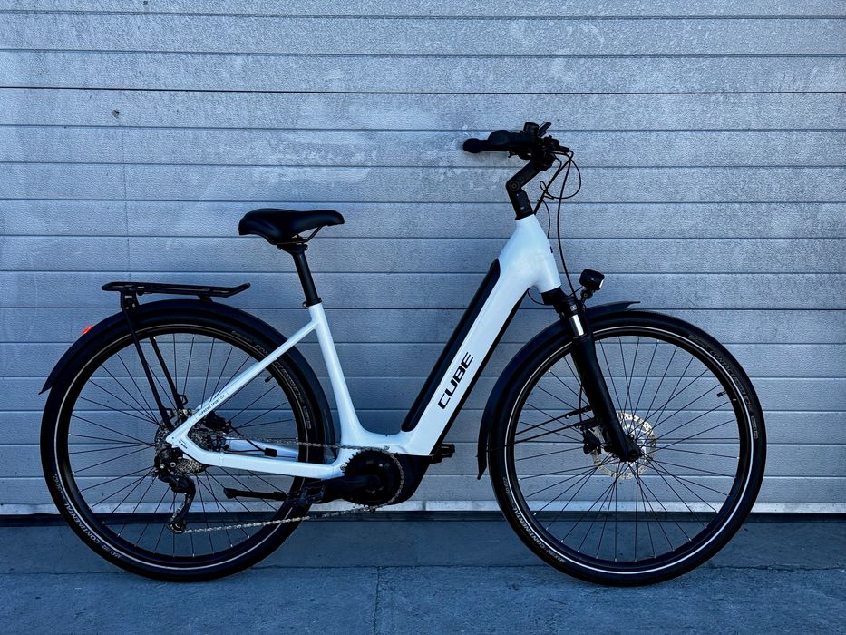 Bicicleta electrica Cube /2024