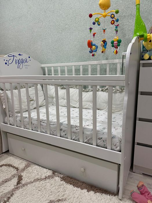 Продам кроватку детскую в идеальном состоянии цена 25 тыс