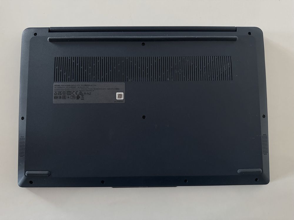 Лаптоп Lenovo IdeaPad 3