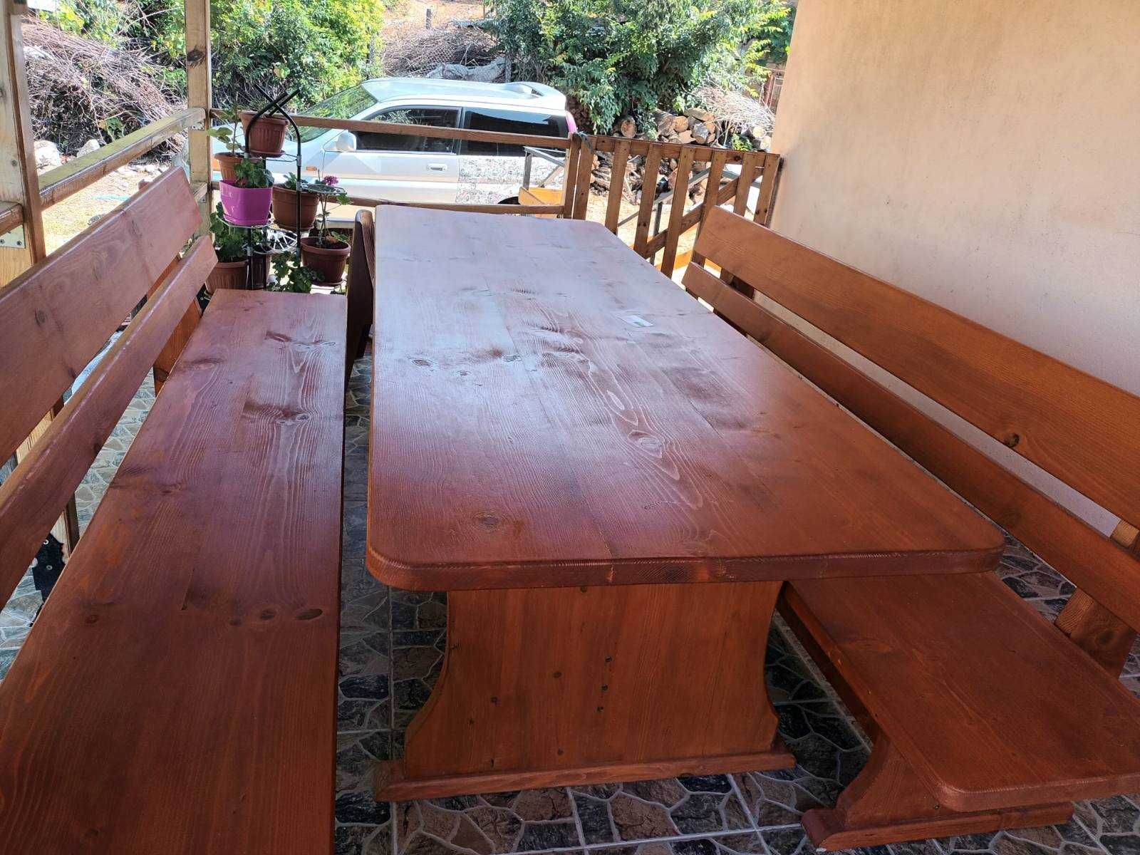 Комплект маса с две пейки