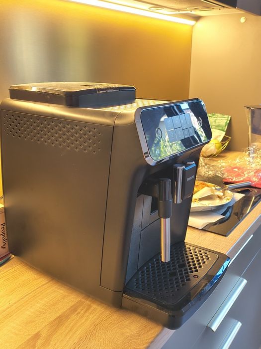 Espressor Philips boabe seria 2200