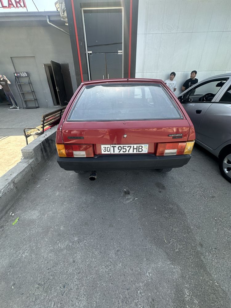 Vaz 2108 sotiladi