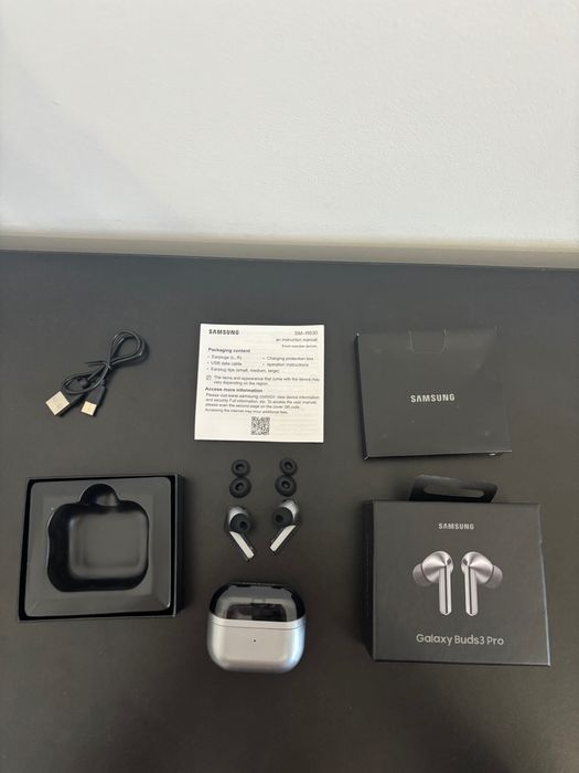 Samsung Galaxy Buds3 Pro ЧИСТО НОВИ! / Безжични слушалки
