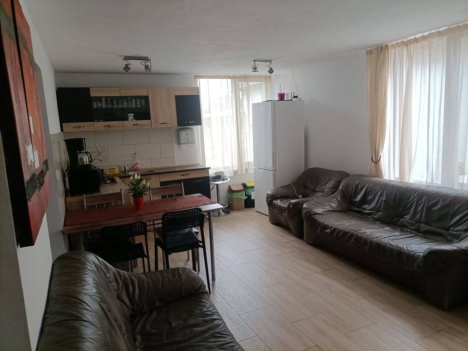 Casa regim hotelier 8-12 persoane