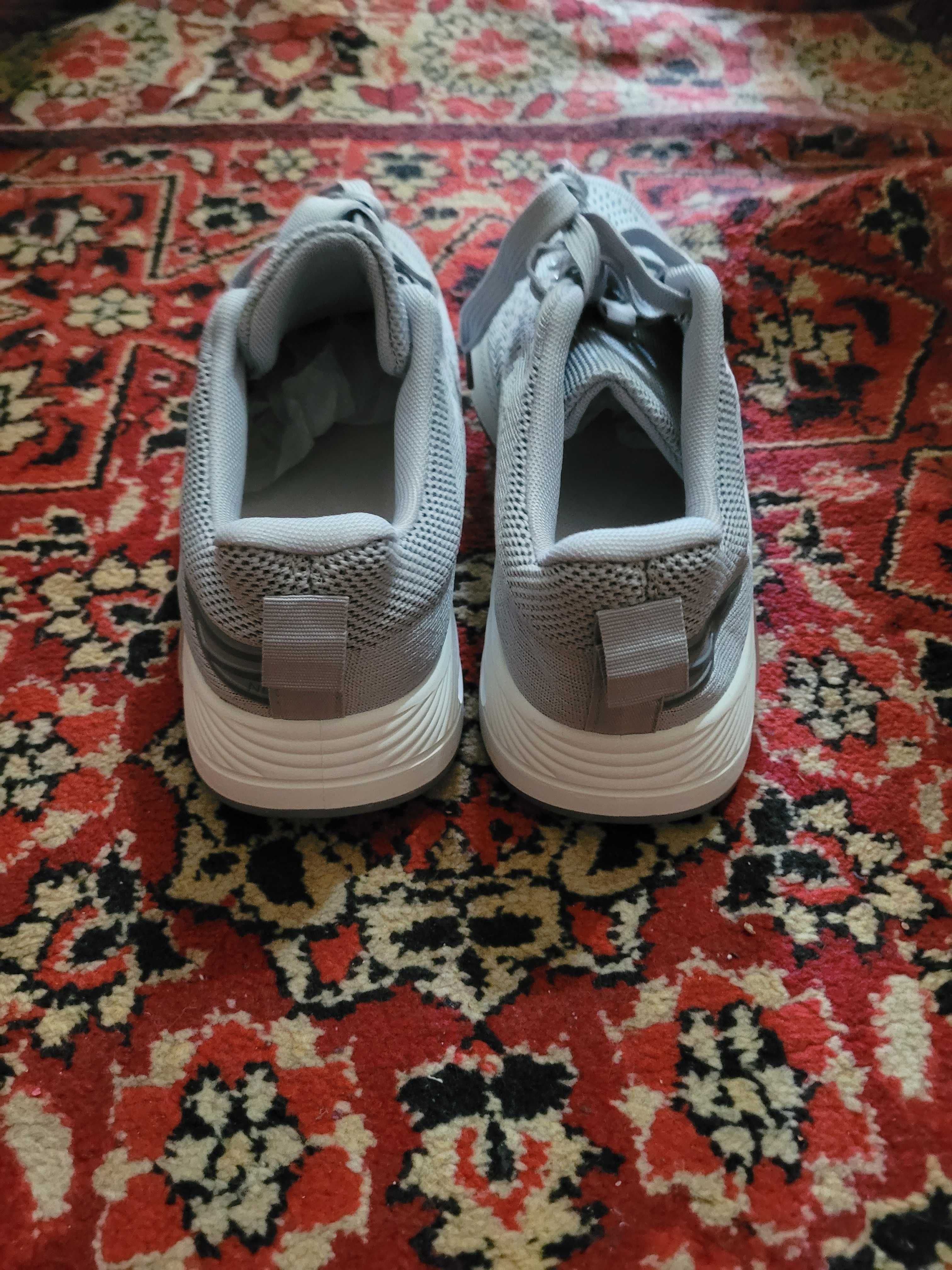 кроссовки    nike