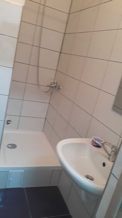 Hală industrială cu post de transformare propriu (100 kW)