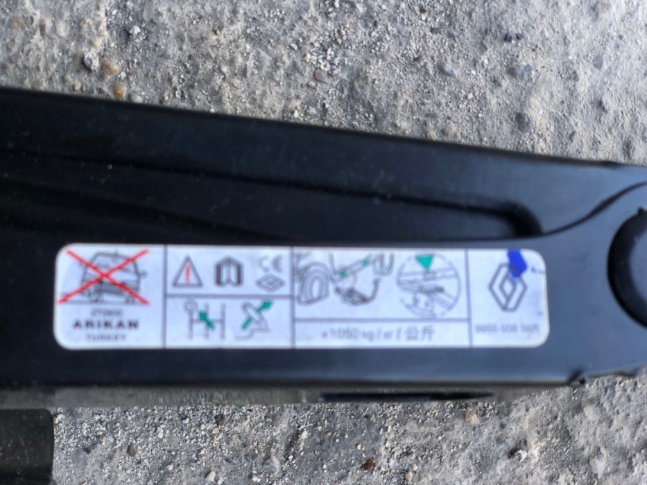 Cric Renault Megan 3