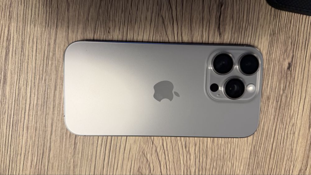 Iphone 16 pro Naturan Titanium 128gb