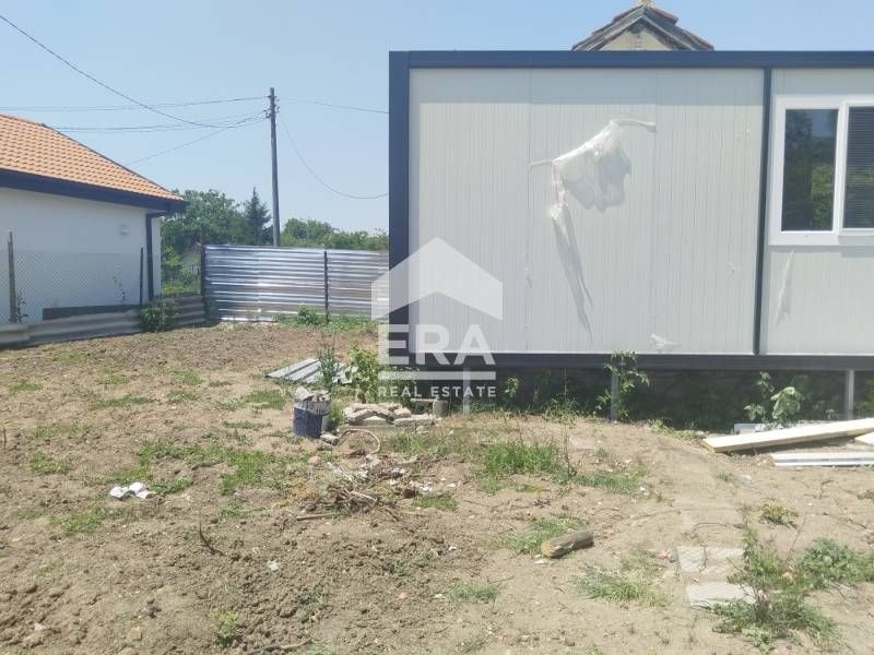 Само в ЕРА Имоти Хасково!Малка вила с фургон и слънчев парцел в кв.,,К