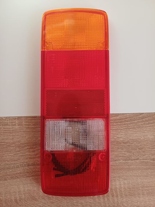 Vând sticlă lămpi spate VW LT 28/35