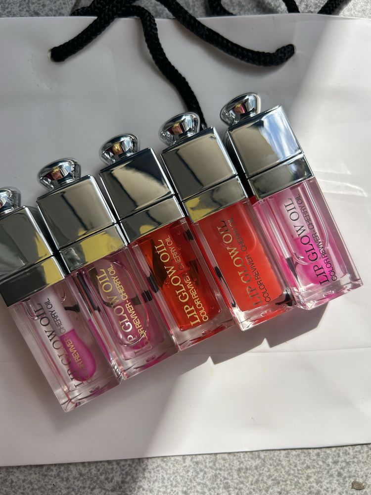 Lip glow olio Dior червило