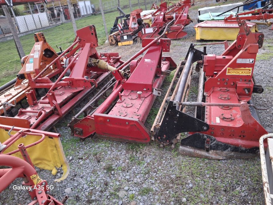 Grapa rotativa dupa tractor