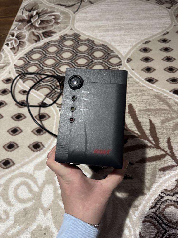 UPS / Must W800Va
