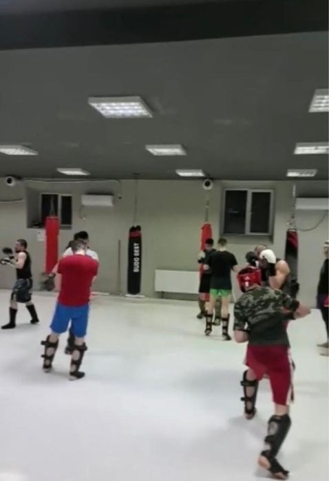 Antrenor personal Kickboxing, MMA, Box sau Muay Thai