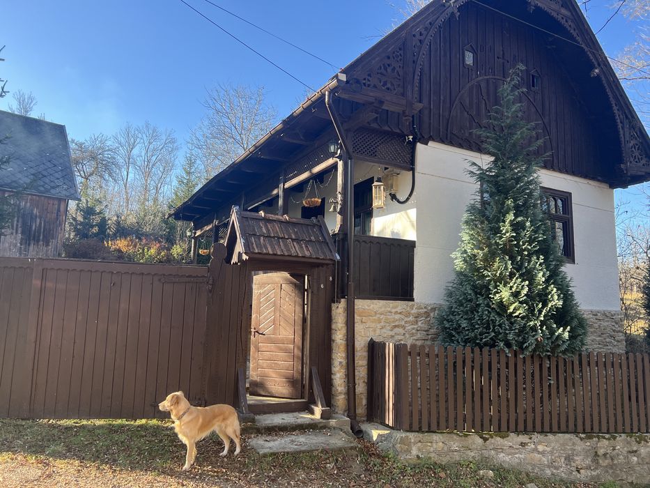 Cabana de inchiriat judetul Cluj 8 persoane(LIBERA DE REVELION)