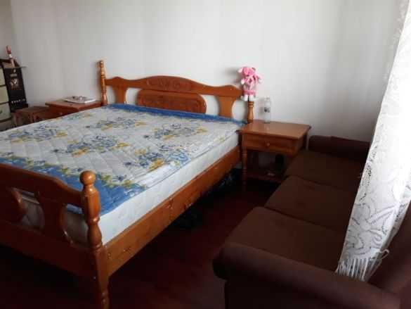 Дава се под наем Двустаен апартамент в Бургас, Меден рудник - зона А - 65 кв.м за 175 € - Снимка #2