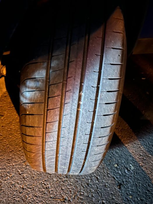 Set 4 anvelope vara 235 55 18