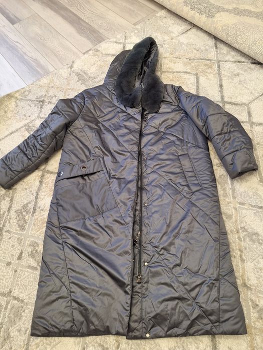 Стеганка 56 58 размера темно серого цвета.  В отличном состоянии