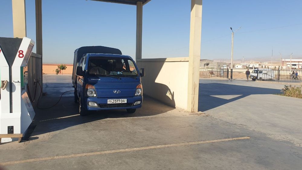 Hyundai Porter сотилади
 Йили: 2015
