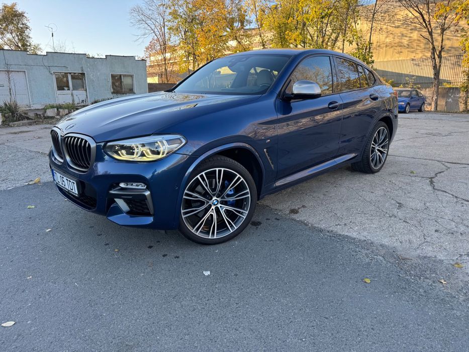 BMW X4 M40i / M Performance/  360 cp / 2019 / 130000 km