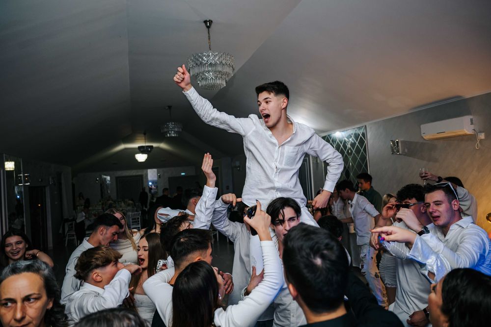 DJ profesionist (Disponibil Crăciun & Revelion) – Evenimente private