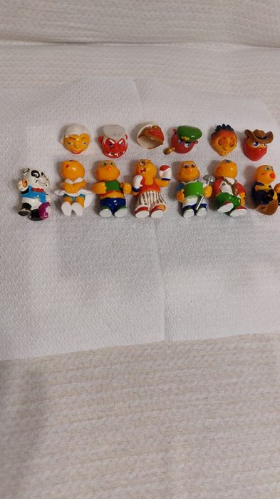 Игрушки Киндер Сюрприз. чудики в масках