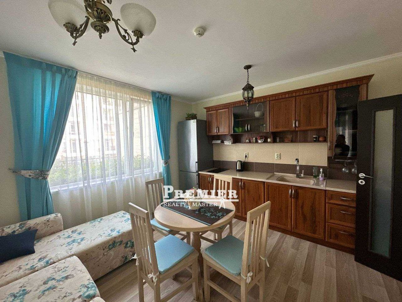 Продава се Двустаен апартамент в Свети Влас - 60 кв.м за 1250 €/кв.м - Снимка #4