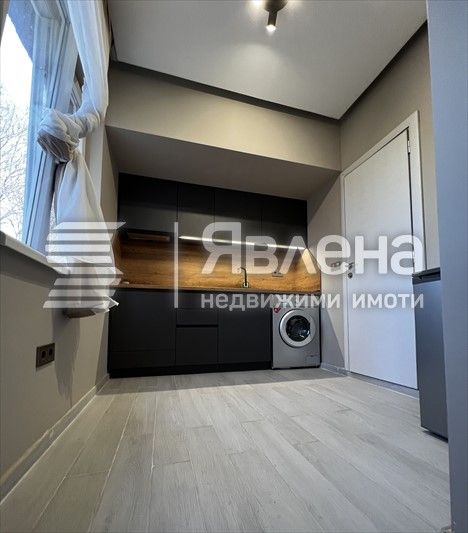 апартамент с топ локация