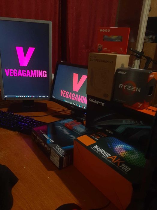 НОВ! Гаранция Геймърски компютър Ryzen 7 5800X/RX 6600/16GB RAM/1TB М2