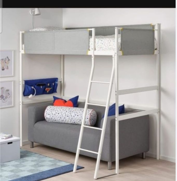 Pat etajat Vitval IKEA