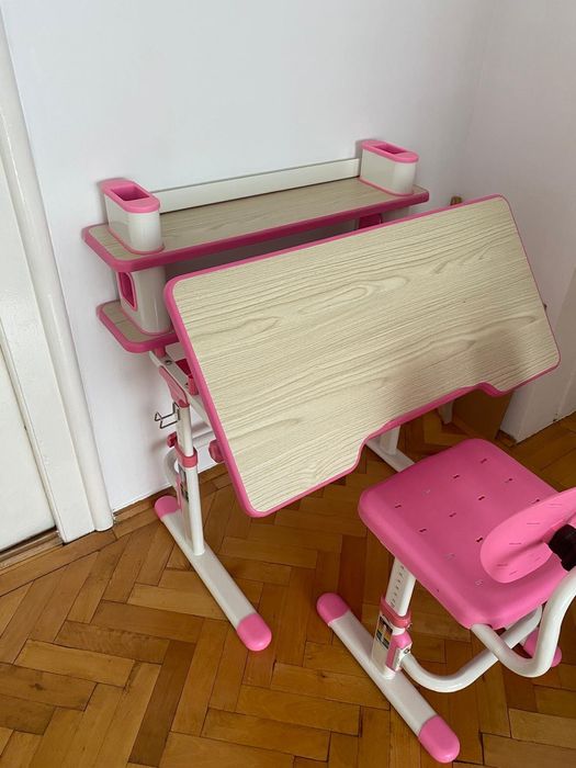 Birou și scaun pentru copii