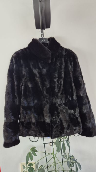 Vând blana naturală vizon