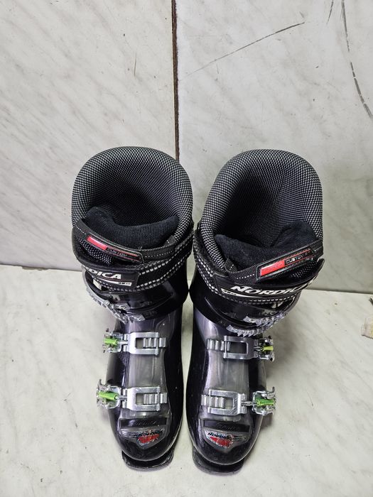 Clapari ski schi Nordica   mondo  26-26,5  corespunde mărimii 40-41