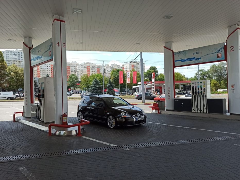 Volkswagen Golf 5 R32