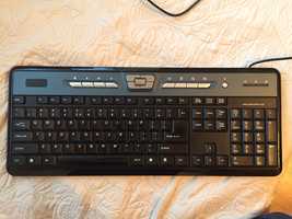 Мултимедийна клавиатура и мишка