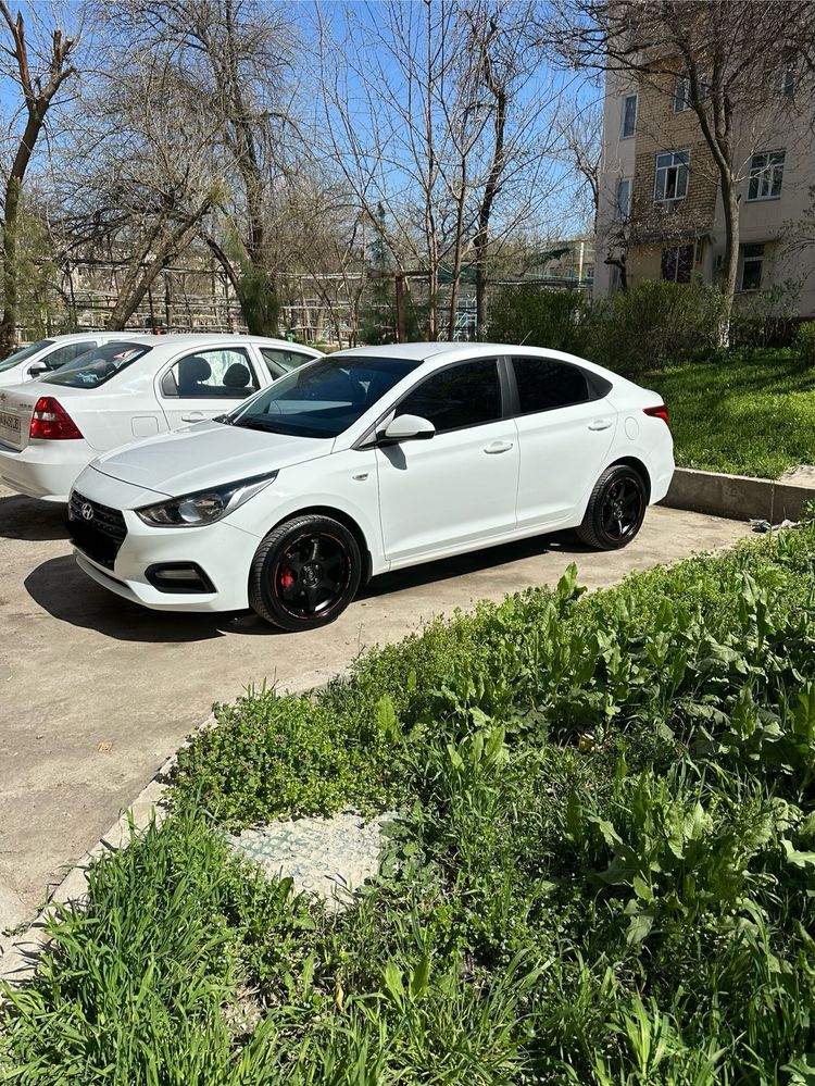 Hyundai Accent Active Plus