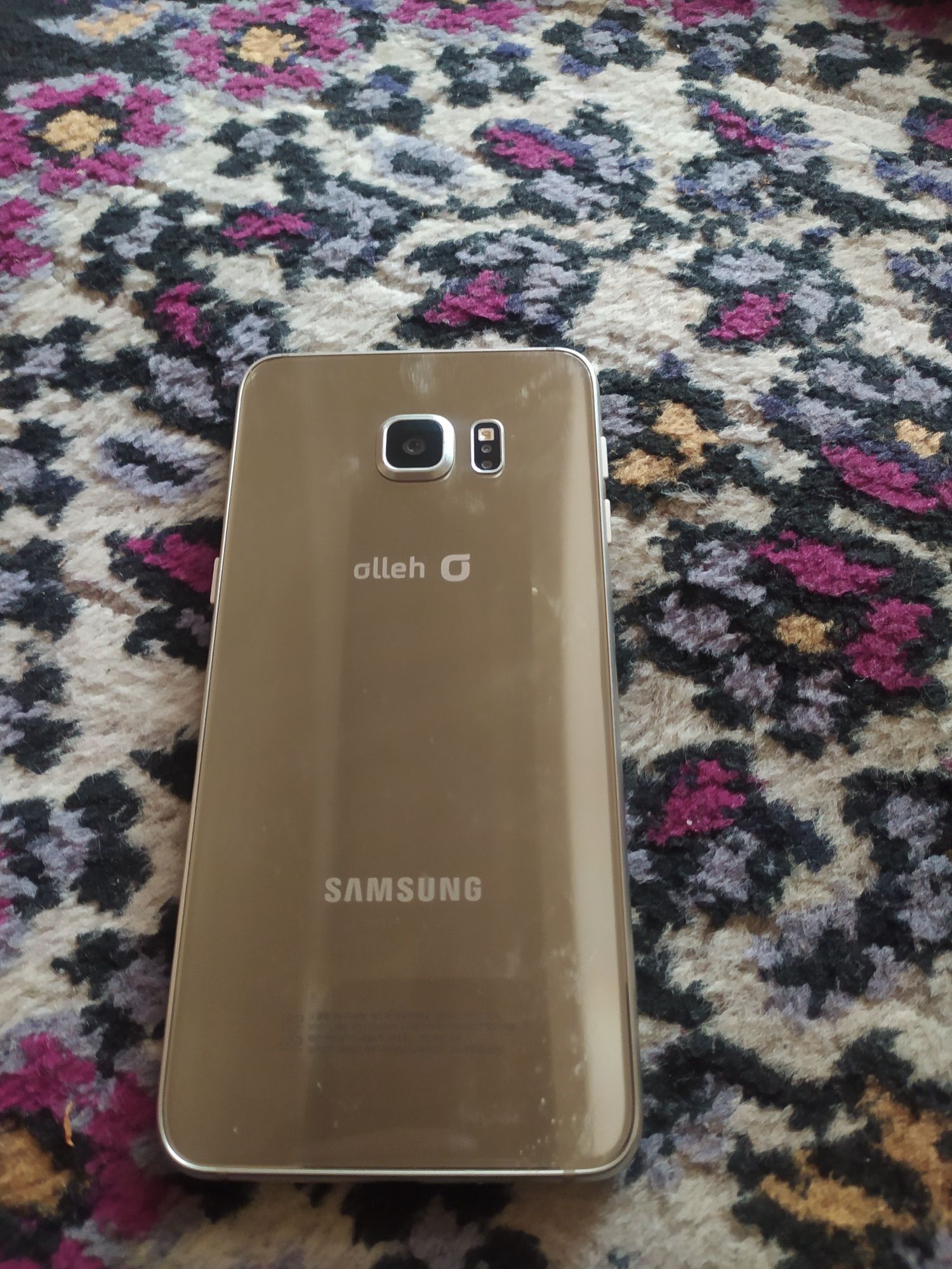 Sotiladi Samsung S 6edge +