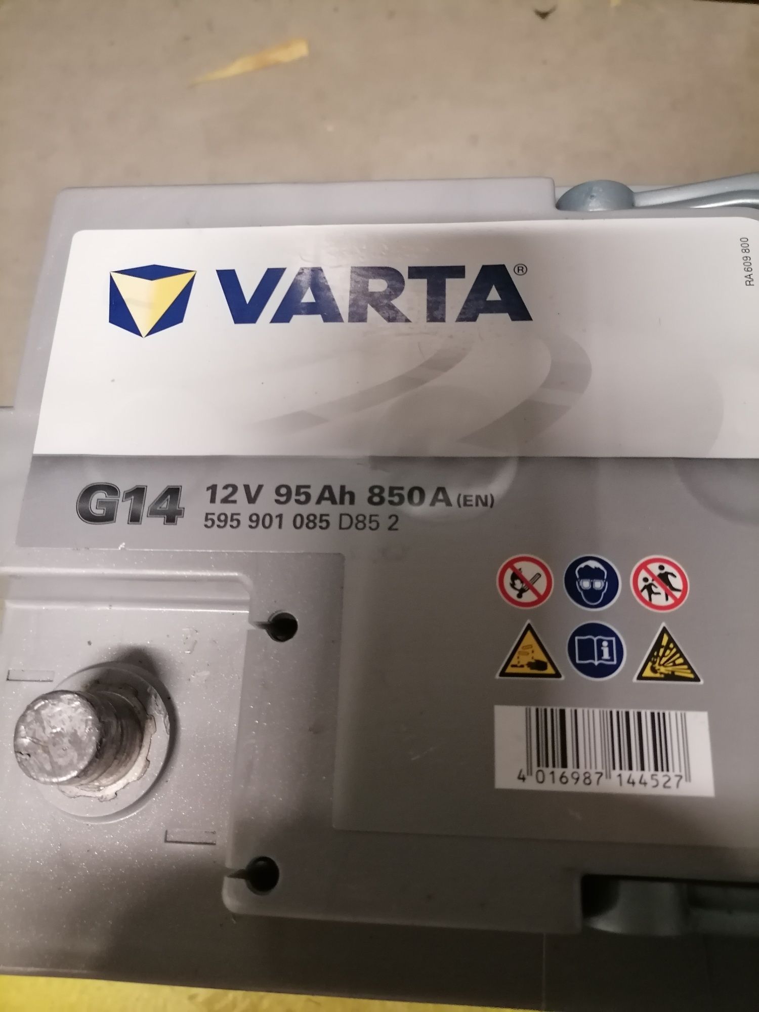 Baterie auto Varta Silver 95 amperi Agm cu start stop an 2023