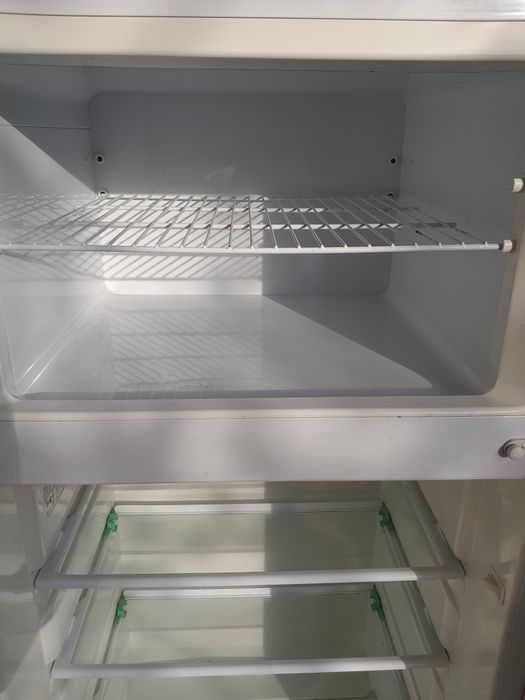 продаётся холод Атлант в отличном состояние.