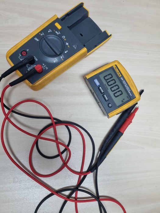 Vand multimetru Fluke 233 Remote Display Digital