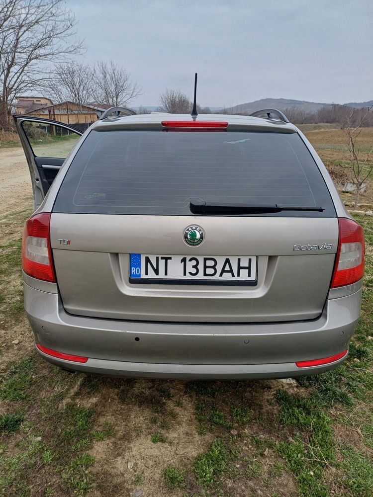 Skoda Octavia 2012 2.0 DSG