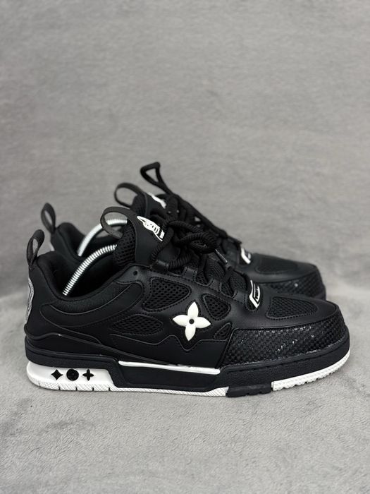 LV skates negrii marimea 45