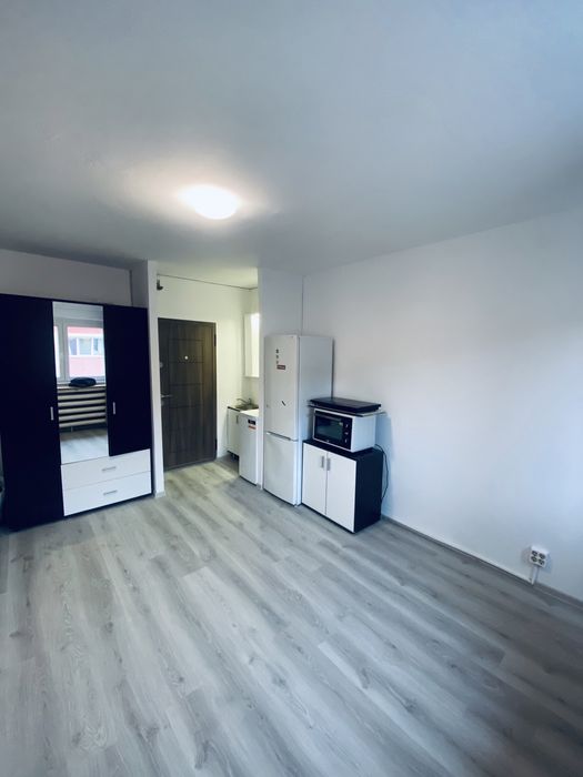 Renovam apartamente. Finisage, zugravim, gresie, parchet, rigips.