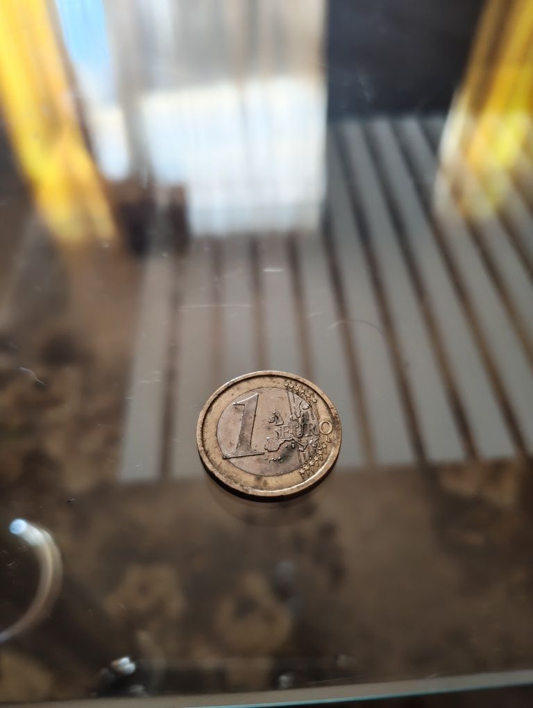 Рядка монета 1 euro