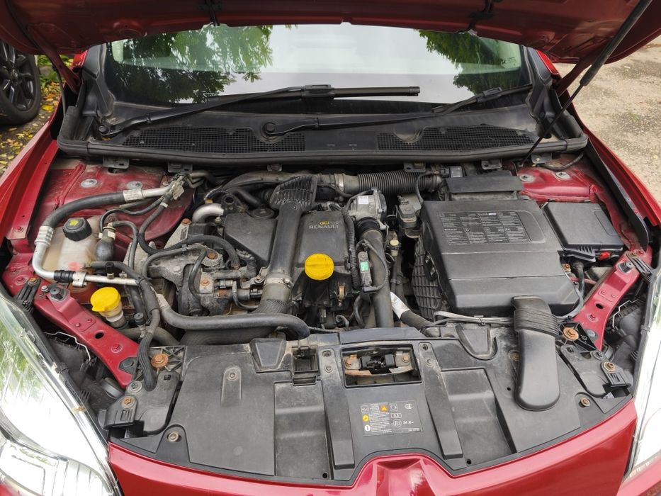 Vand Renault Megane 3 Hatchback 2011 1.5 DCI