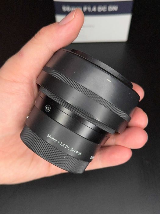 Sigma 56mm F1.4 DC DN (E-Mount) - Топ Състояние, Идеален за Портрети!