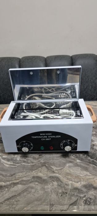 Стерилизатор для маникюра сухожар.
