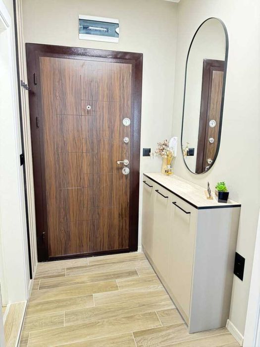 Дава се под наем Двустаен апартамент в Бургас, Изгрев - 65 кв.м за 1020 € - Снимка #13