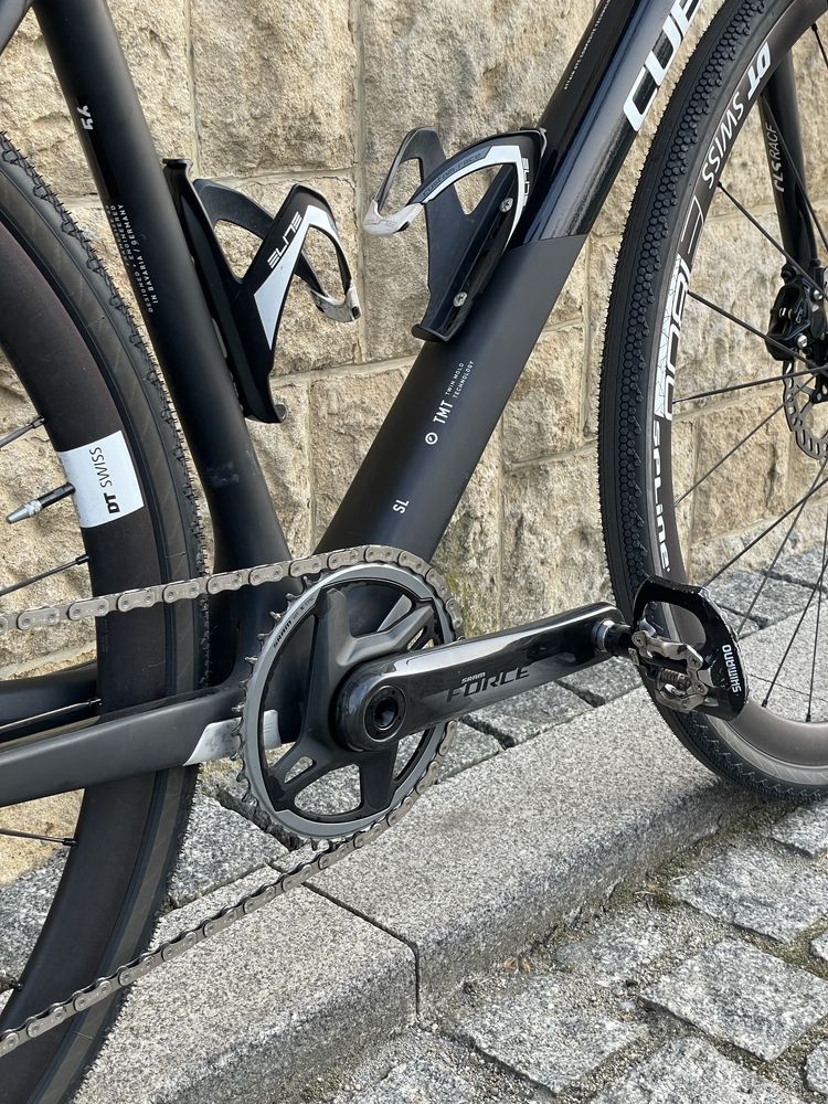 Bicicleta cursiera Cube carbon axs (specialized, trek, merida, focus)